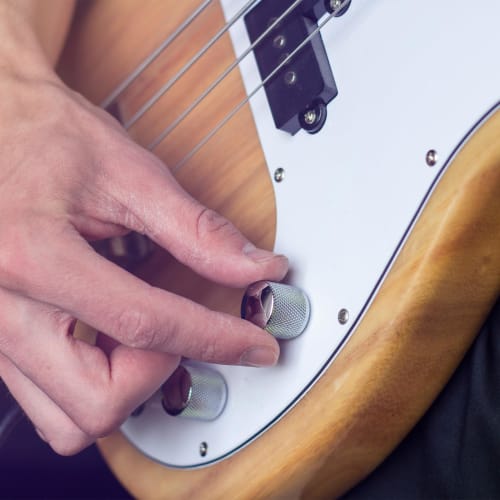 uxcell 4-Piece Guitar Knobs, Metal Volume Tone Control Dome Knobs, 1/4" x 1" Potentiometer Knobs with Set Screws for Electric Guitar and Bass, Black