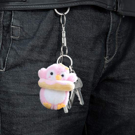 Přívěsek na klíče s panenku, design tučňáka, jasné barvy, přívěsek na klíče, snadno sehnatelné klíče, jemně šitý přívěsek na klíče