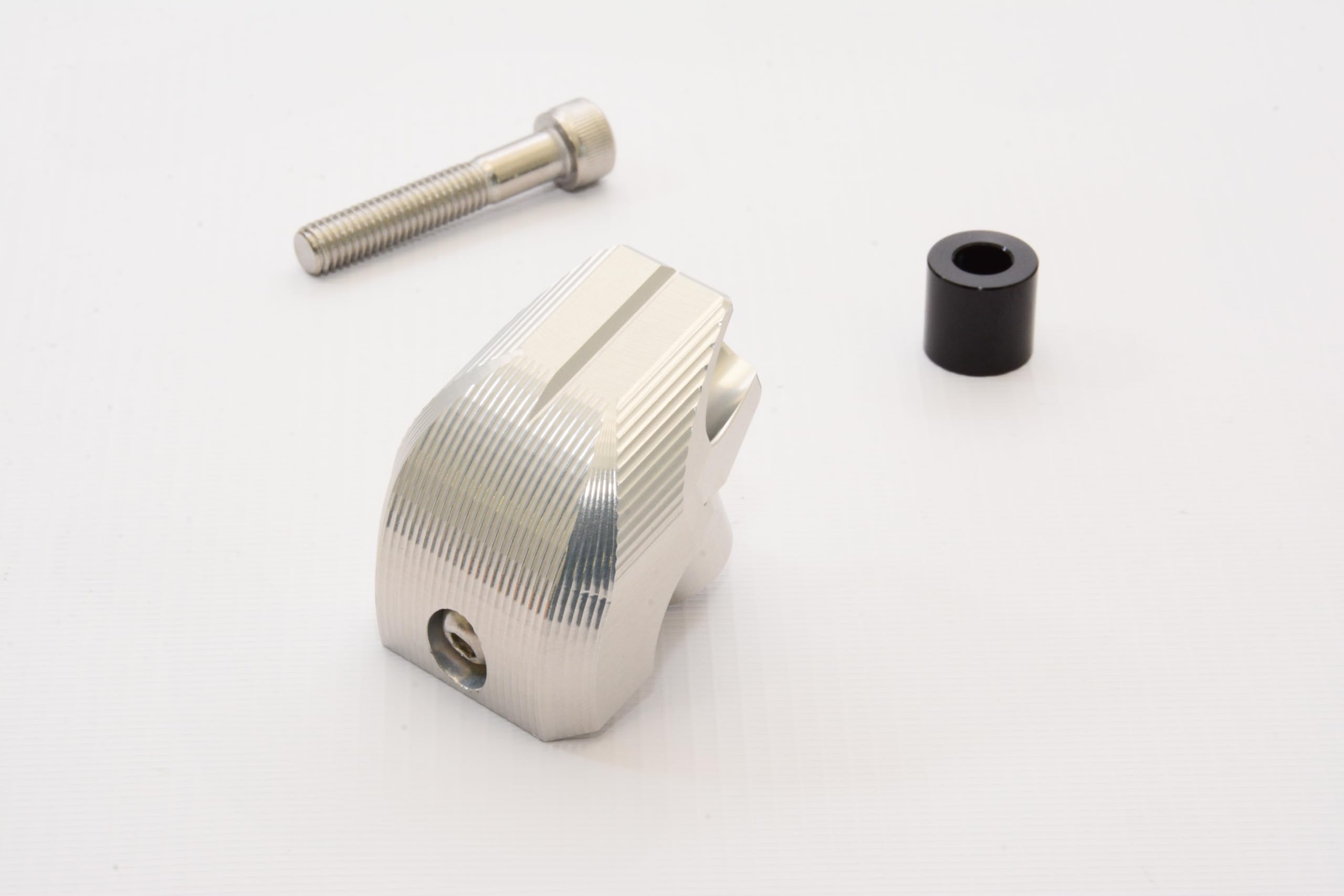 TERAMOTO Z900RS Custom Hose Bracket Silver CB-SV01