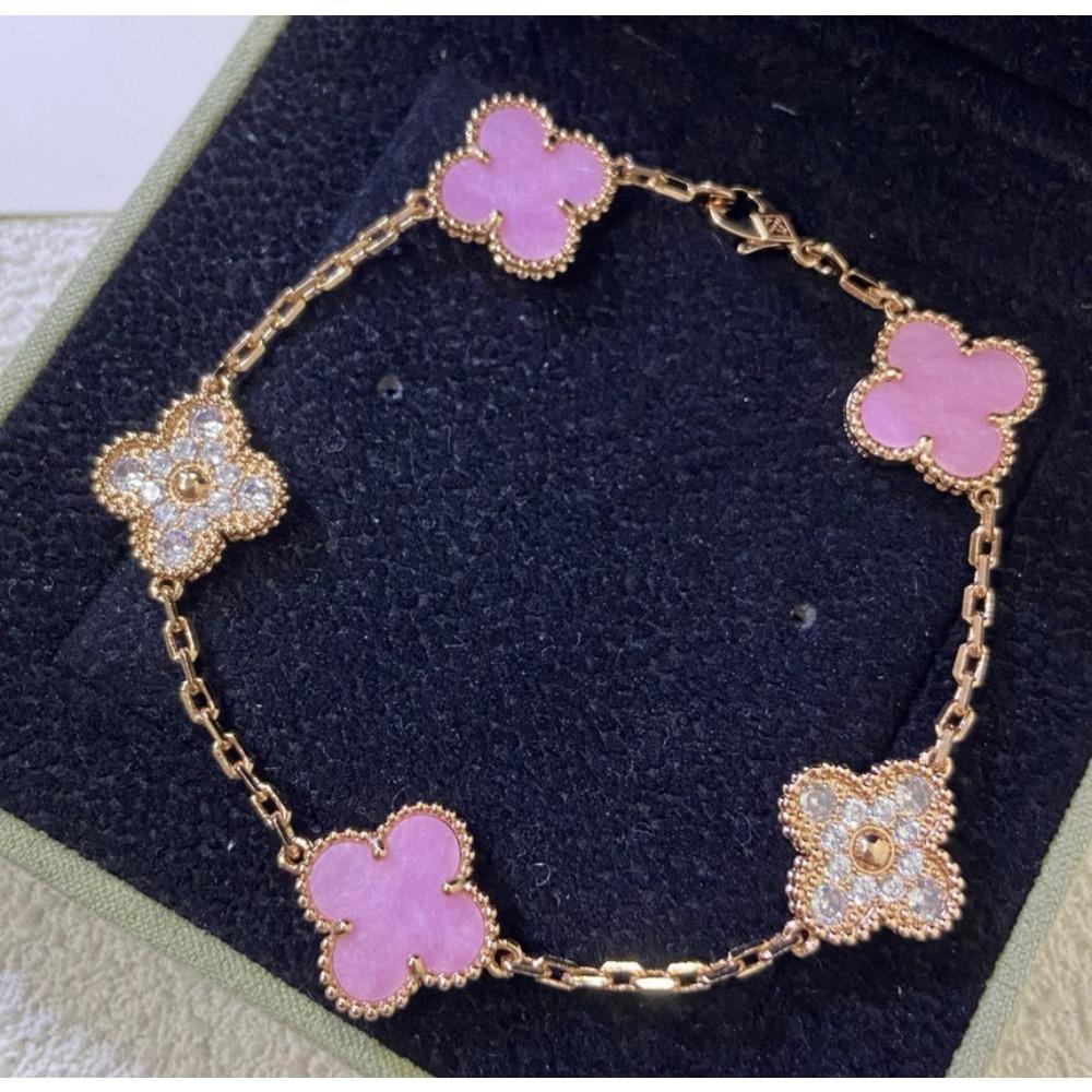 Hochwertiges Kleeblattarmband für Damen Fünf-Blüten-Armband mit natürlichem weißen Perlmutt und rotem Karneol