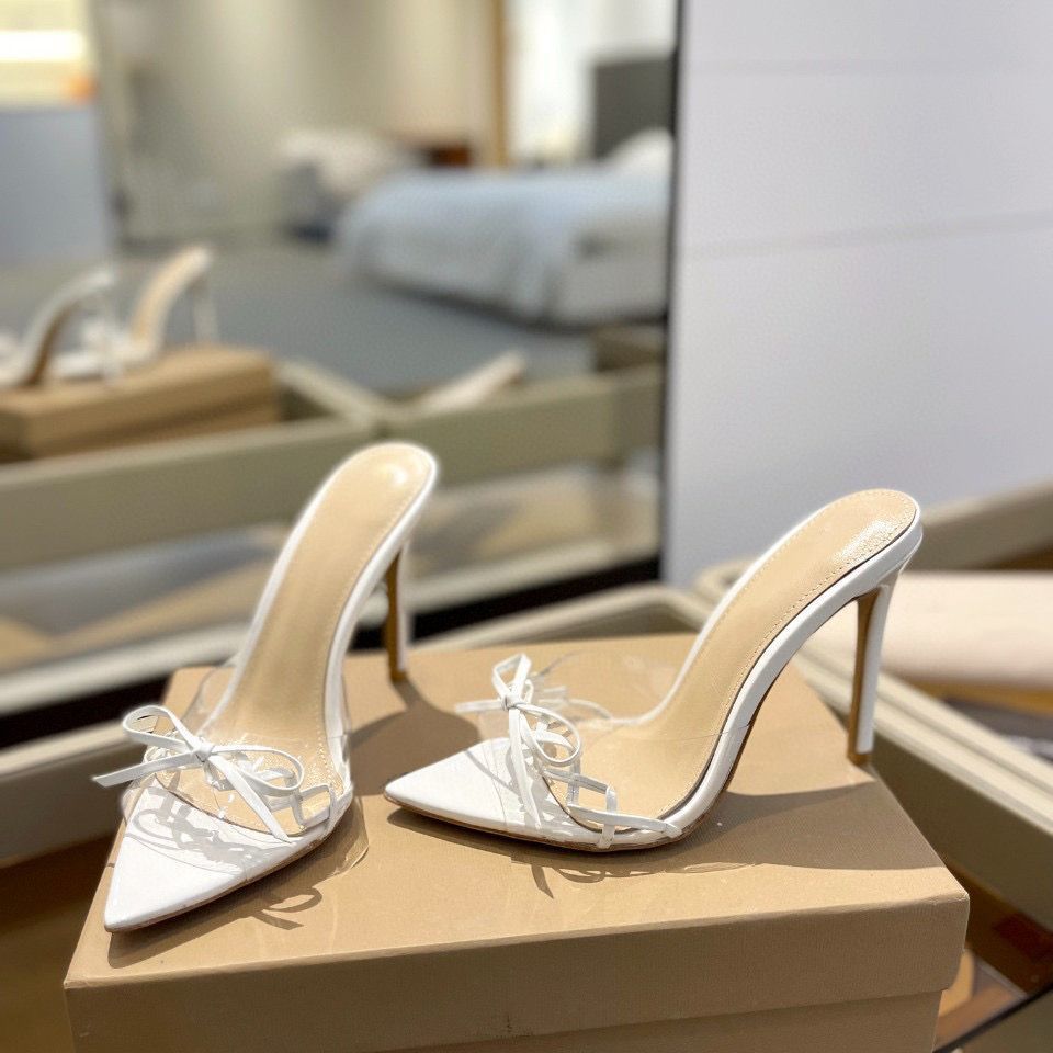 2025 Damen Täglich Vielseitig Rot, Schwarz und Weiß Nude Kuh Lackleder Schleife Transparent Spitz Super Hoher Absatz Coole Slipper