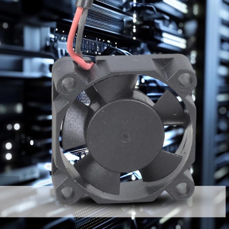 Mini 30mm DC5V Brushless Cooling Fan USB Powered Sleeve Bearing For Electronics