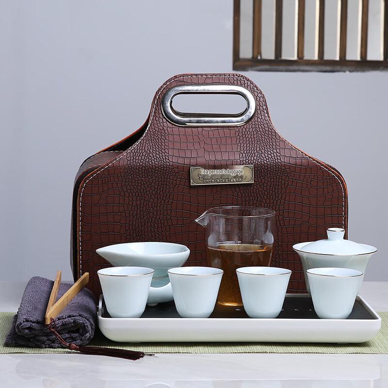 

Cha Xun Gold-Rimmed Mutton-Fat Jade Porcelain Tea Set