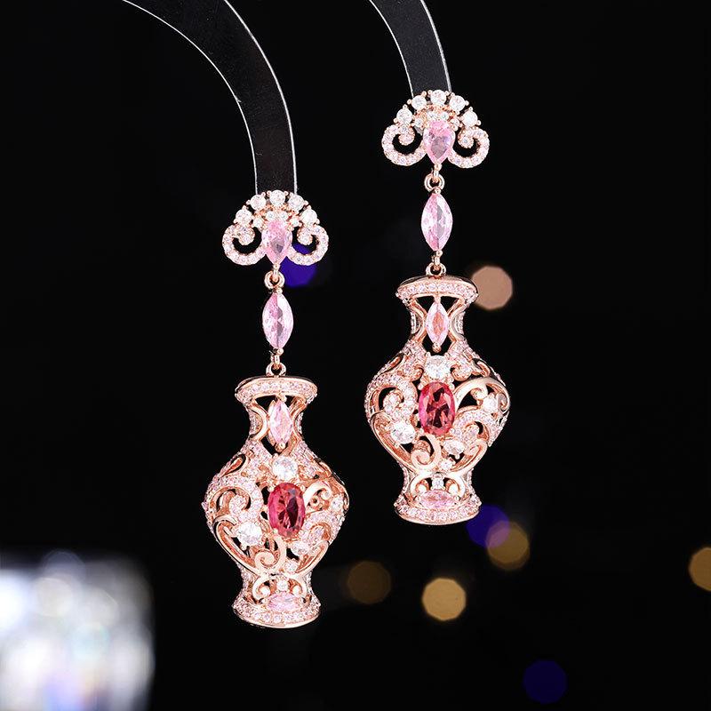 High-end Micro-inlaid Zircon Green Butterfly Fringed Heavy Industry Earrings French Light Luxury Dress Accessories