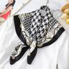 Classic Thousand Birds Plaid Scarf 71cm Small Square Scarf Fashion Chain Silk Scarf Simulation Silk Cute Bear Scarf Scarf