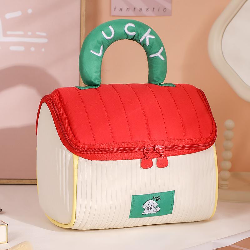 

Дорожная косметичка в виде милого домика, органайзер для косметики из мягкой фланелевой ткани, водонепроницаемое отделение для туалетных принадлежностей, кистей красный