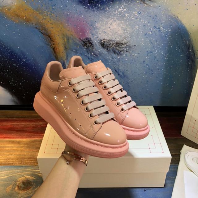 Colorful Solid Women Sneakers Shoes Casual Genuine Leather Lace -Up Sport Shoes Popular Flat Frosted Smooth Men Sneakers Flat