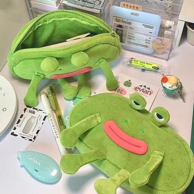 Green Frog Pencil Case Big Eyes, Big Mouth Soft Plush Pencil Case Fluffy Surface Zippered Pencil Case Pencil Case