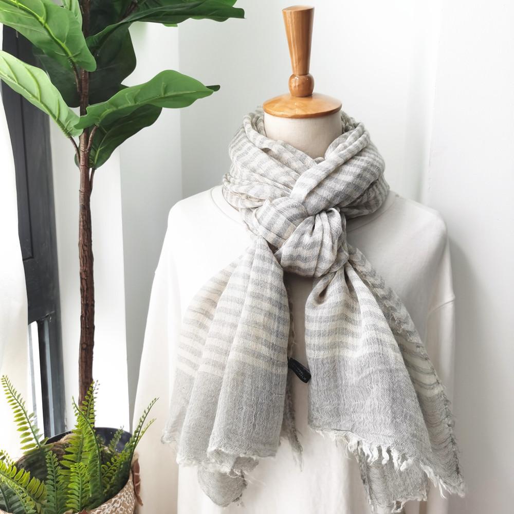 

Маленький свежий полосатый шерстяной шарф, тонкая женская шаль на осень и зиму, хороший шелковый шарф. 200cm*100cm серый