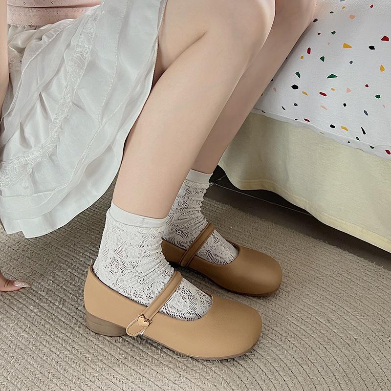 

With skirt French single shoes women s 2025 new temperament women s shoes gentle wind thick heel Mary Jane shoes round head small leather shoes 40