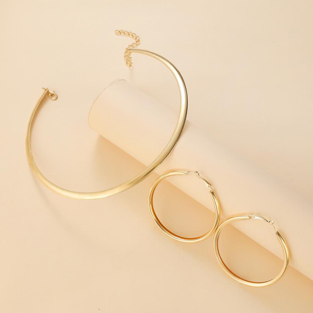 European and American Simple and Fashionable Personality Niche High Sense Cold Wind Collar Earrings Versatile Two-piece Suit Accessories Women