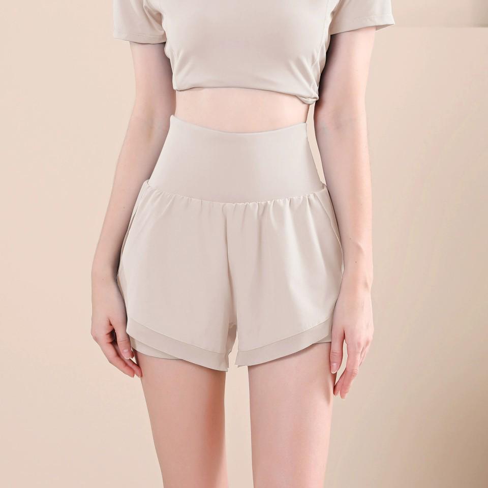 Women's High-Waist Quick-Dry Yoga Running Shorts - Slim Fit, Breathable, Fake Two-Piece, Three-Quarter Length, Loose Fit.