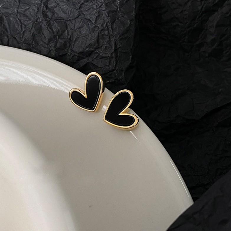 Love stud earrings women's small exquisite temperament niche design daily simple earrings earrings