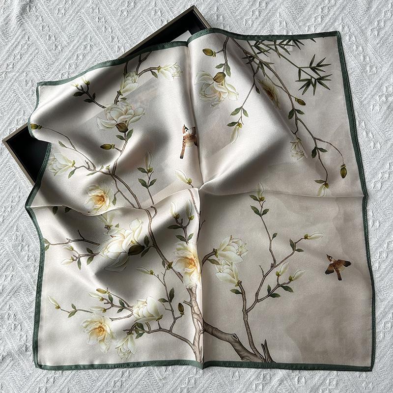 Temperament versatile 100% silk silk scarf women s spring new flower and grass series printed 53cm silk small square scarf 53*53cm
