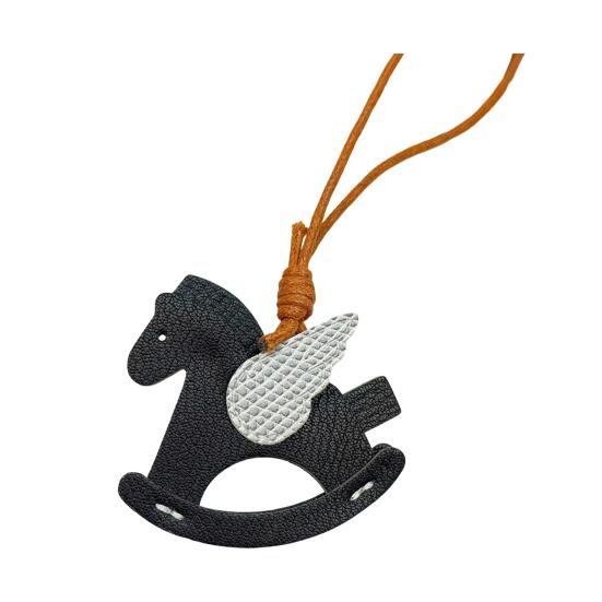 

Підвіска на сумку Екологічна Штучна Шкіра Конячка-гойдалка Брелок з Мотузкою-шнурком Дизайн Крила Сумки Автомобільні Аксесуари