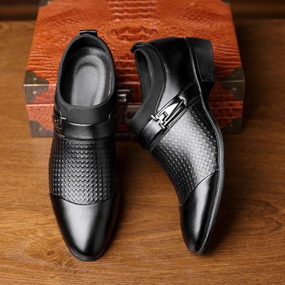 Herrklänningsskor Slip-on Flats Spetsig tå Kontors Oxfordskor Lackläder Bröllopsskor Business Plus Size Herrlädersko