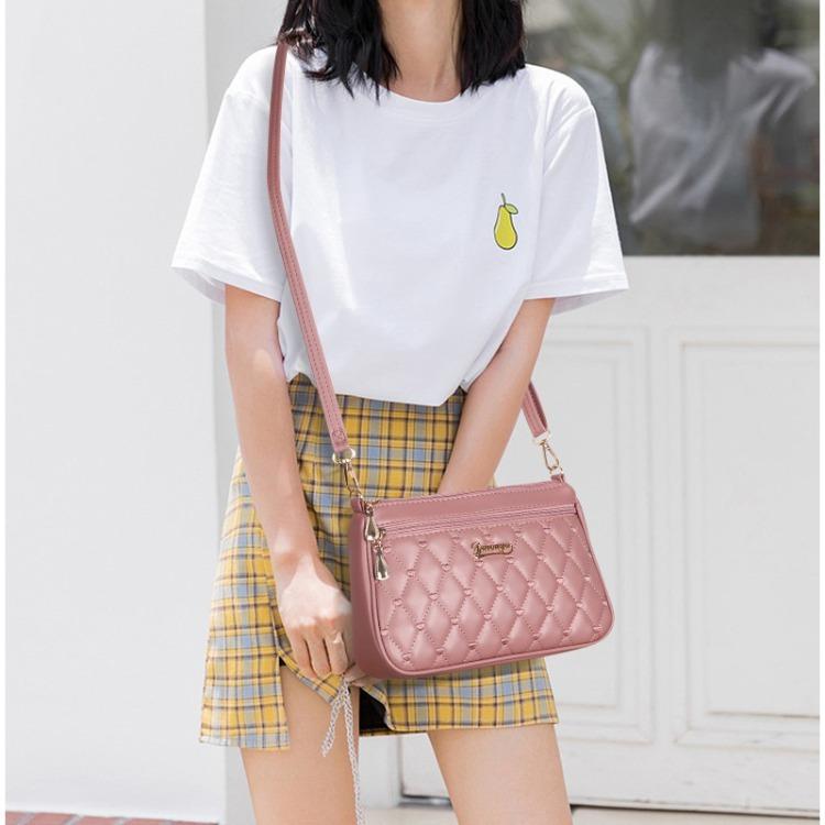 New large-capacity artificial leather embroidery thread shoulder messenger women's bag