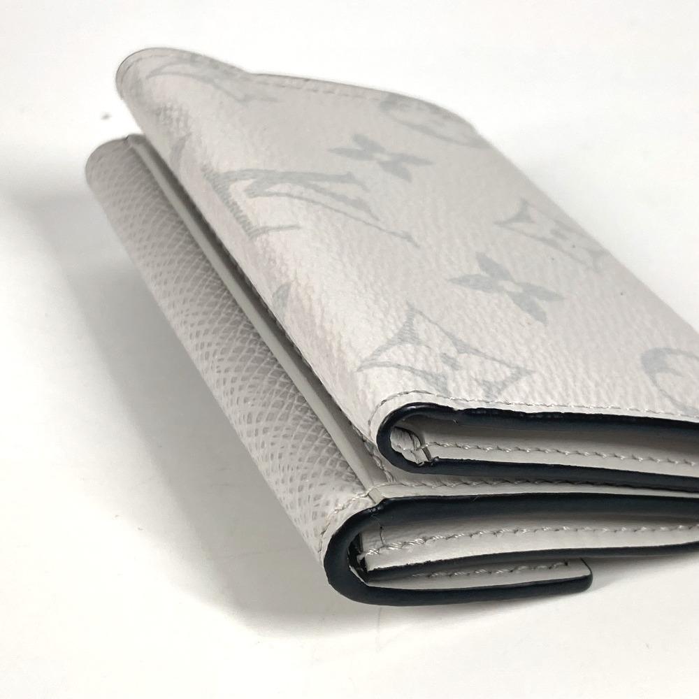 Louis Vuitton M30899 Taigalama DiscoveryCompact Wallet  Trifold wallet