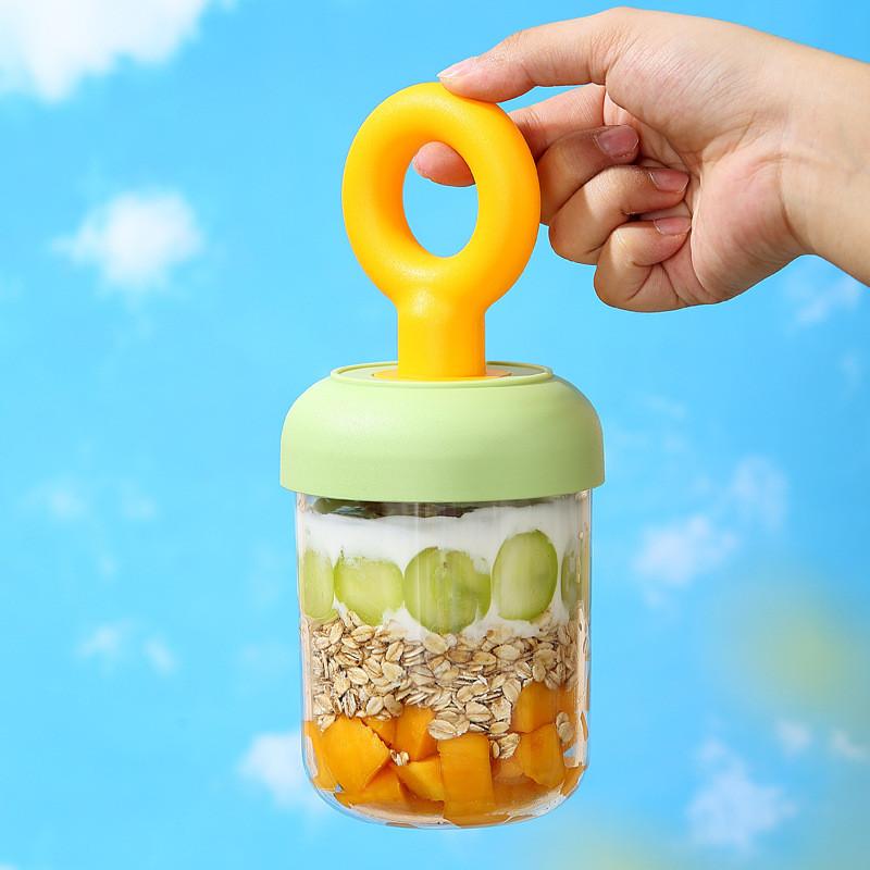 Portable Breakfast Cup With Lid And Spoon For Fruit Salad And Yogurt Enthusiasts