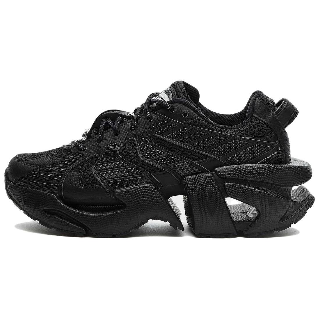 

New FILA Space Cushioned Wear Resistant Breathable Low Top Chunky Sneakers Men s Black F12M324103FBK 40