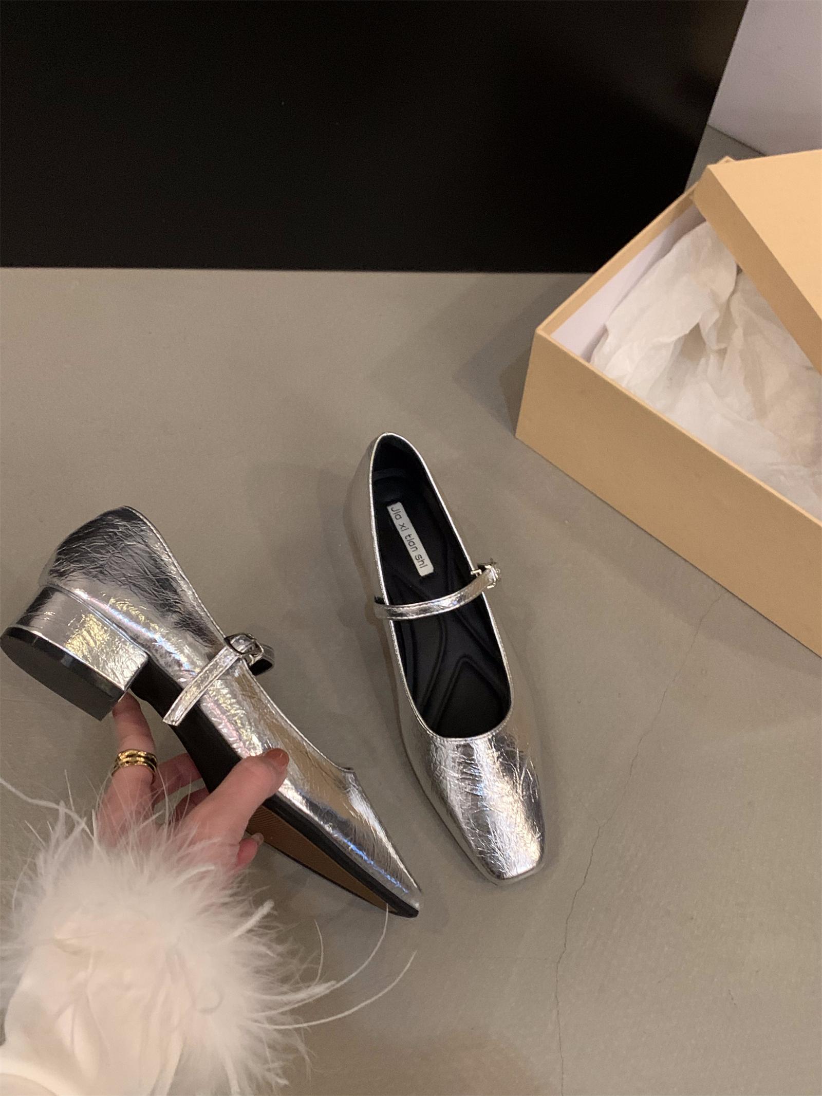

Coarse heel silver Mary Jane single shoes women s shoes 2025 new spring and autumn square head French spring with skirt evening shoes 39 серебряный