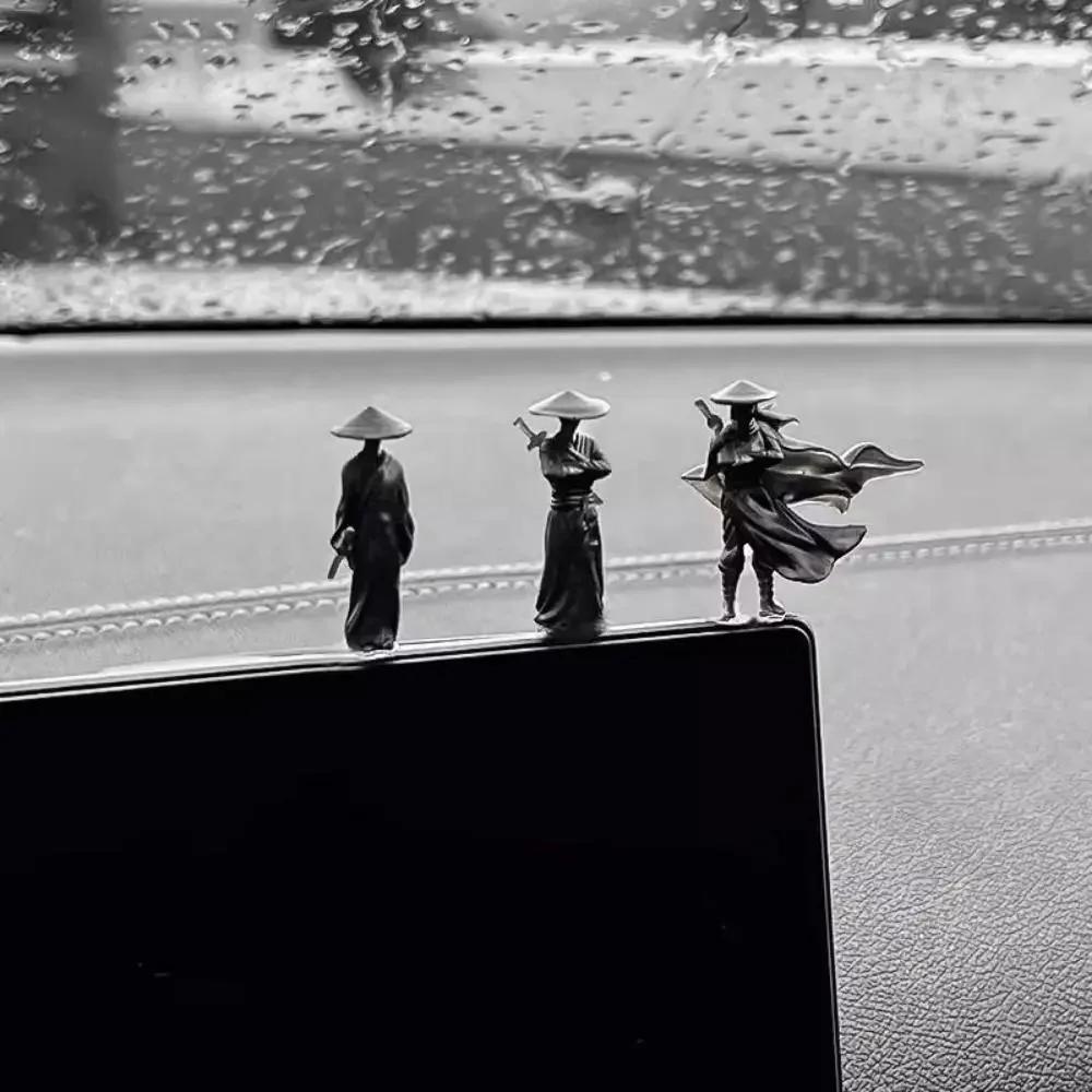 6Pcs/set Model Mini Chinese Swordsman Figure Exquisite Ancient Car Statue Ornament Cartoon Swordsman Miniatures Bedroom