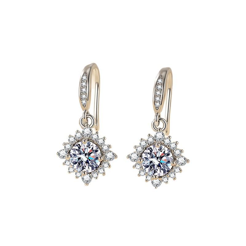 Eight-Heart Eight-Arrow Cubic Zirconia Snowflake Earrings - Women's Niche Fashion Ear Jewelry