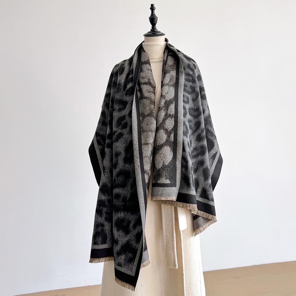 Winter Faux Cashmere Scarves Women Thick Warm Leopard Print Fashionable Luxurious Blanket Scarf Coldproof Windproof Blanket