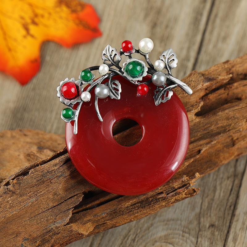 Retro natural agate safety buckle brooch women's high-end temperament elegant versatile pin coat coat corsage accessories