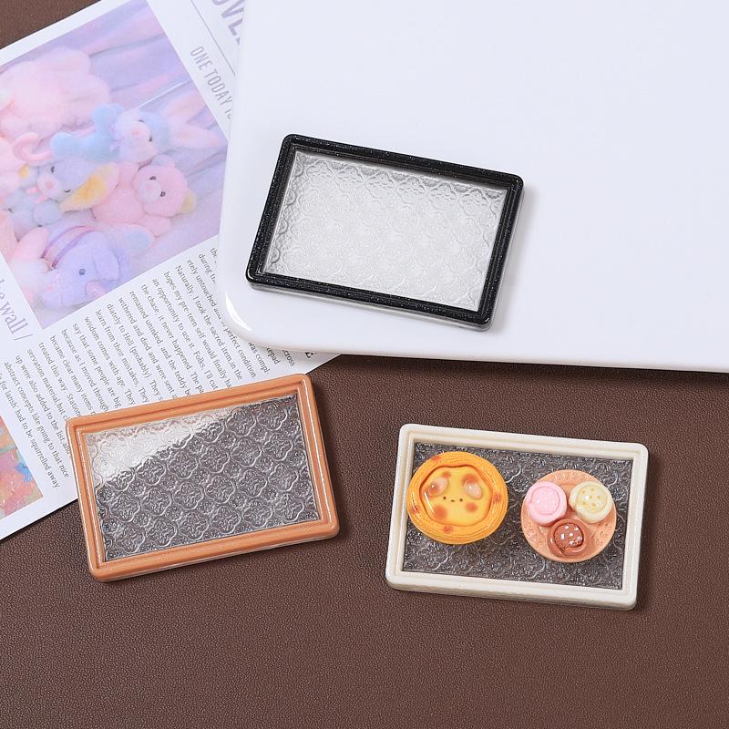 Handmade Cartoon Resin Jewelry Ornaments with Transparent Carved Square Plate