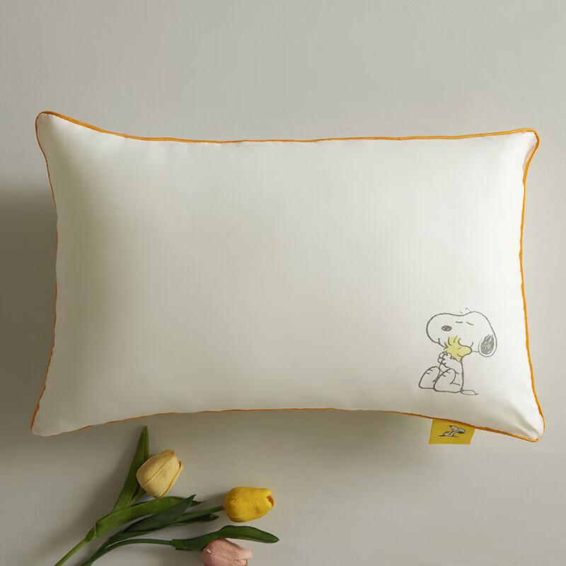 Snoopy Kids Travel Pillow