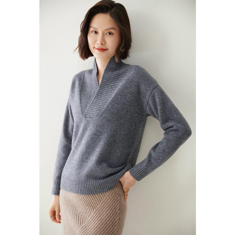 Temperament double-strand thickened pullover stacked V-neck sweater autumn and winter new high-end women's bottoming knitted sweater thick