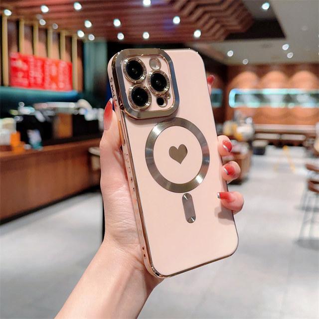 Love Heart Wireless Charging Phone Case For Iphone 14 13 12 11 Pro Max 14 Plus 14pro Shockproof Plating Magnetic Soft Back Cover