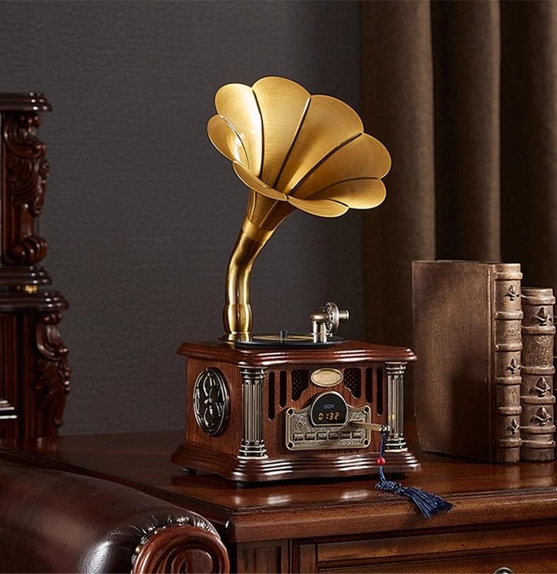 Vintage wooden bluetooth phonograph speaker European retro sound system creative living room display decoration gift for home