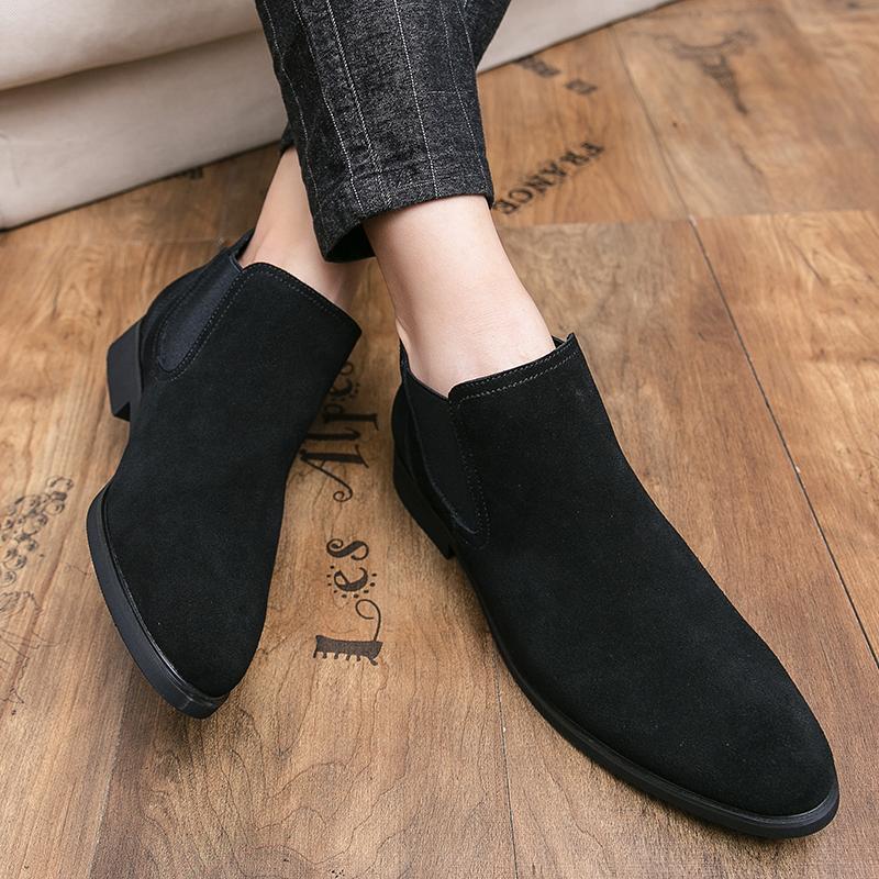 Fashion Mens Slip On Low Top Shoes Handmade Men's Basic Boots Male Comfortable Chelsea Shoe 2025 New Men's Walking Boots Stylish Flats