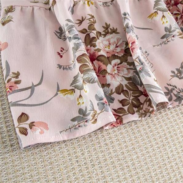 Моншада үлкен сиськи бар орыс