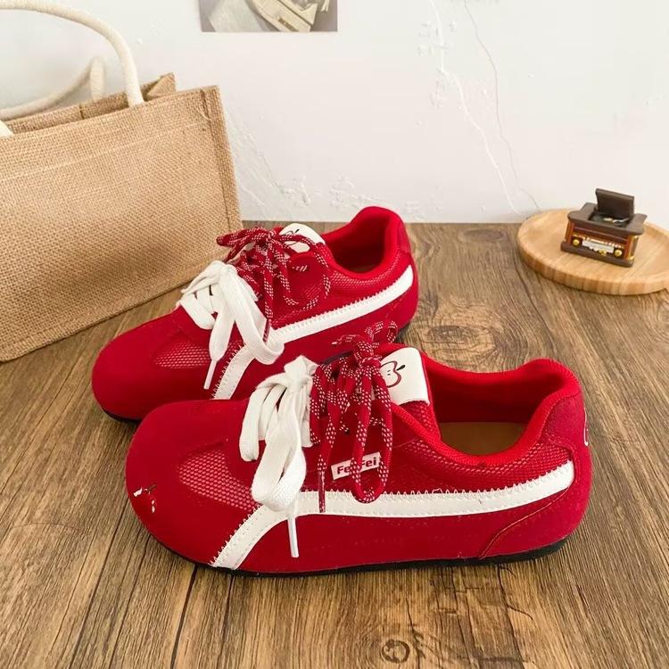 Casual moral training shoes women's ins tide 2025 new autumn big head bread shoes versatile board shoes women's mesh shoes breathable
