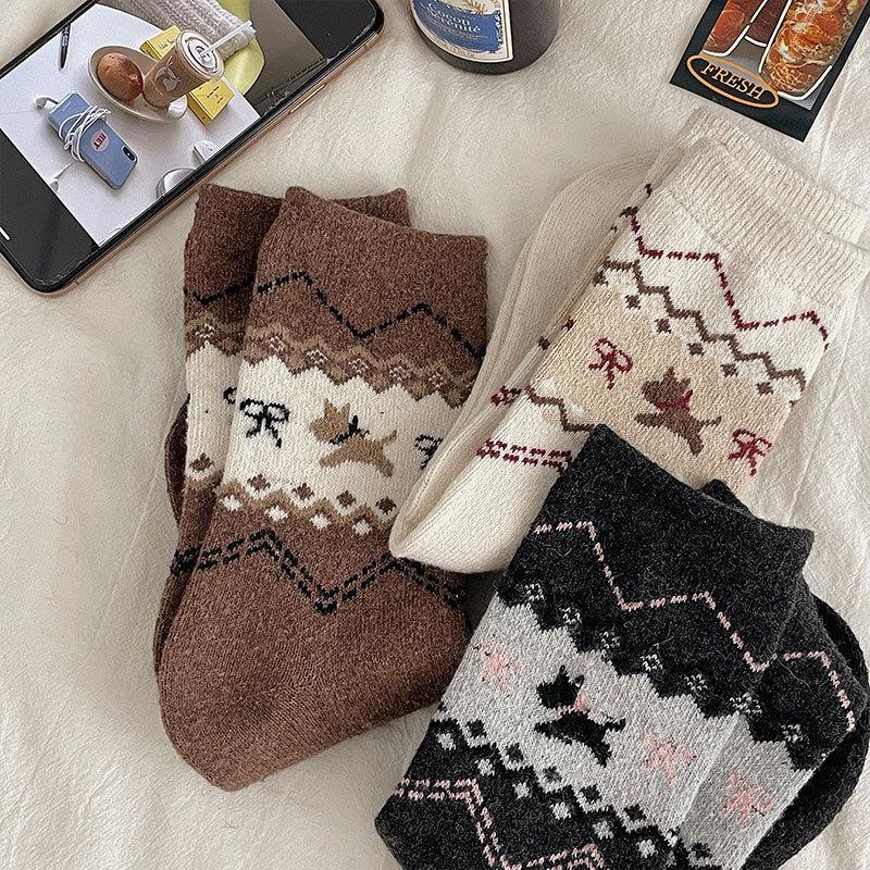 Retro Splicing Cute Cartoon Puppy Socks British Style Thickened Warm And Versatile College Style Pile Socks