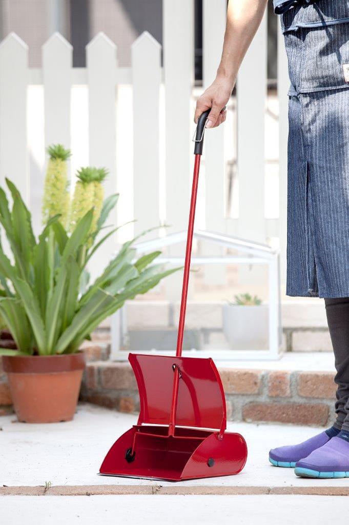 Hayakawa Kogyo Steel Colored Red Dustpan,