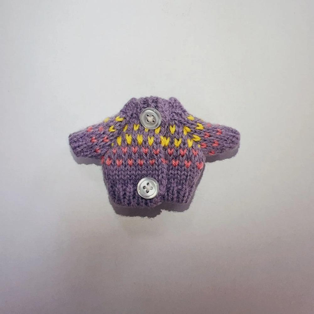 1 Stk. Heißverkauf 10cm Schulleiter Hundebekleidung Miniaturpullover für 1:8 Bjd Spielzeugpuppe Pullover Puppe Weihnachten Tragen Zubehör