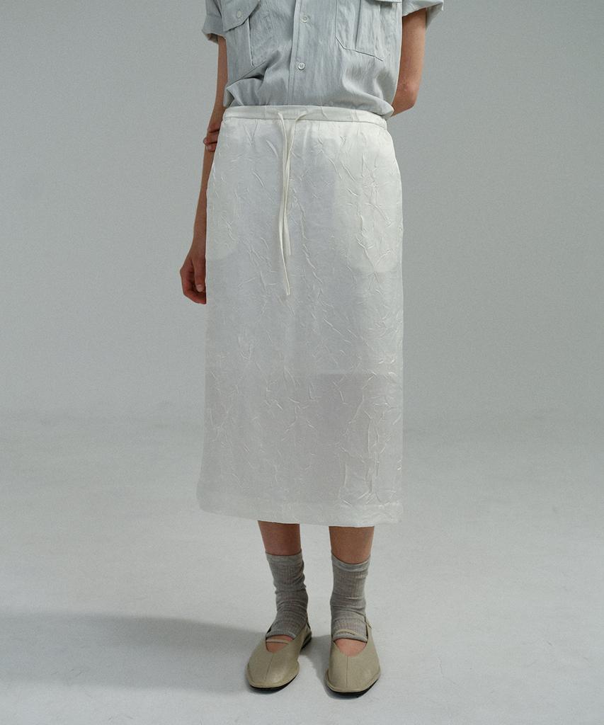 Aubeuawo Putty Satin Skirt (Ivory)