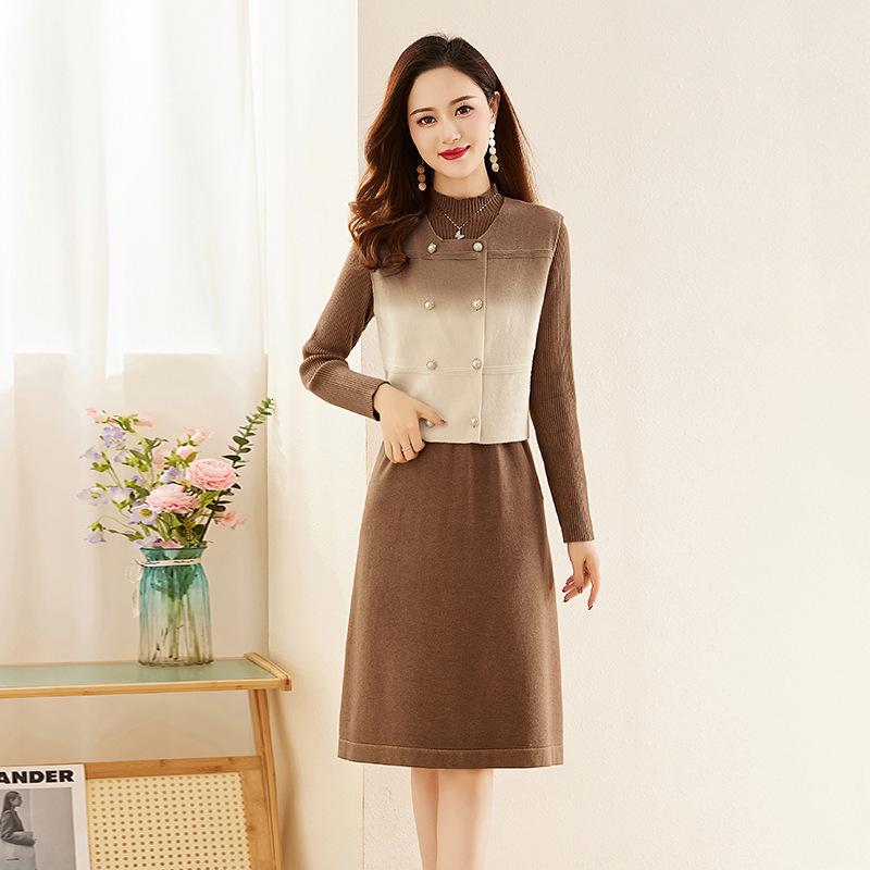 

Women s Autumn/Winter Knitted Vest and Dress Set - Color Block, Over-the-Knee, Slimming Wool One Size коричневый
