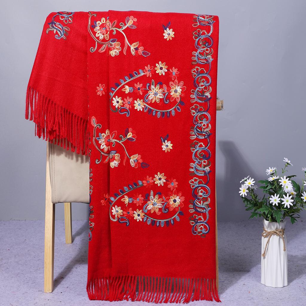 Yunnan Chinese-style embroidered scarf for women, autumn and winter ethnic style cashmere Suzhou embroidery, thickened and warm, dual-use shawl