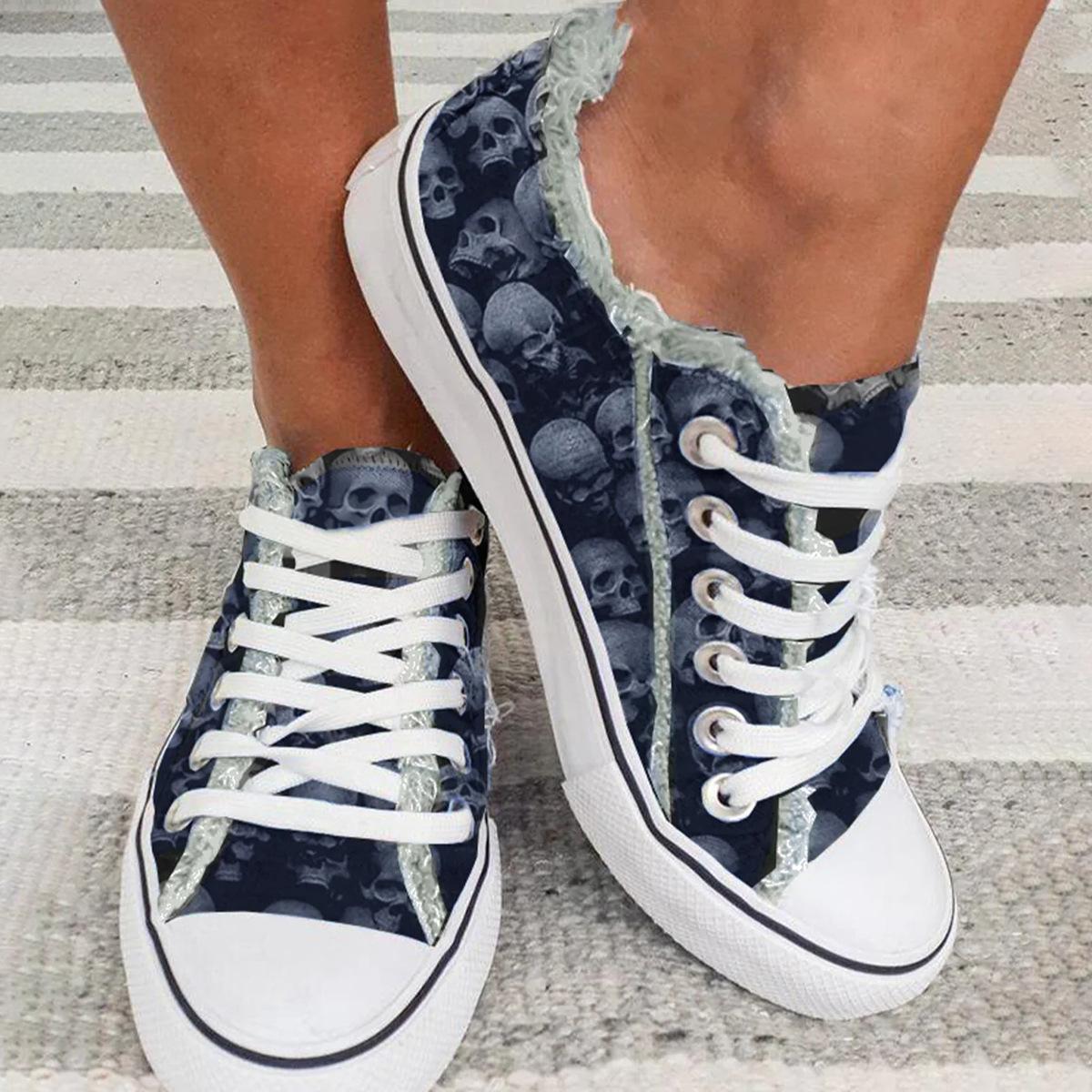 

Западный Хэллоуин новый узор черепа призрака холщовые туфли мужские и женские плоская подошва повседневная обувь 43 40