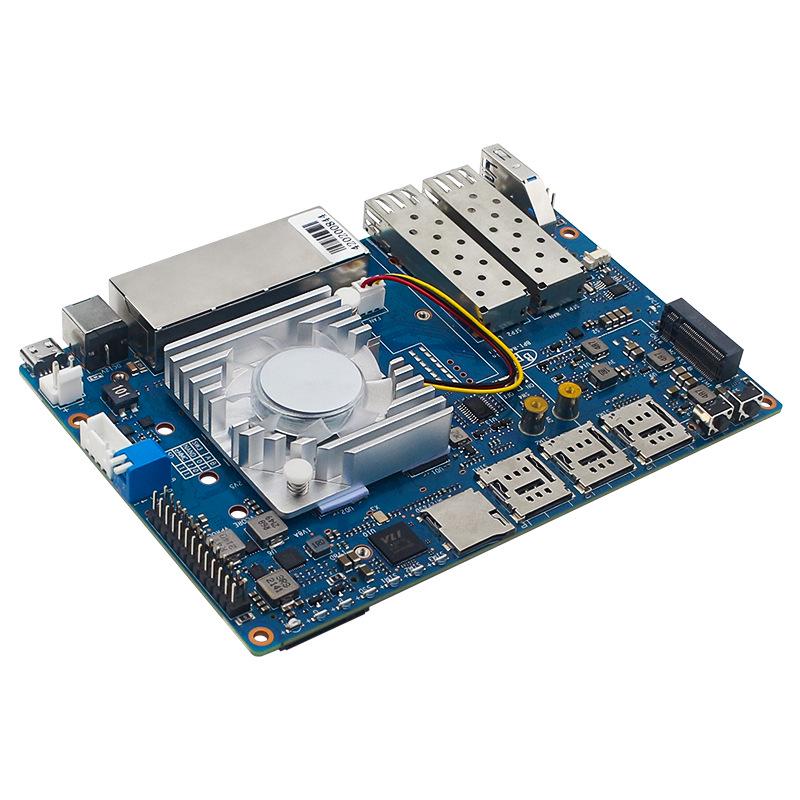 Banana Pi R4 Router Board with Acrylic Case & Adjustable Fan Heatsink