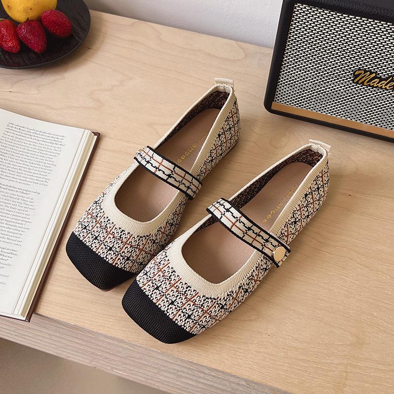 

Французские туфли Мэри Джейн с квадратным носком, плетеные, однотонные, 2025 весна-лето, новая расцветка, ремешок с пряжкой, ретро, мягкая подошва, туфли-бини 40