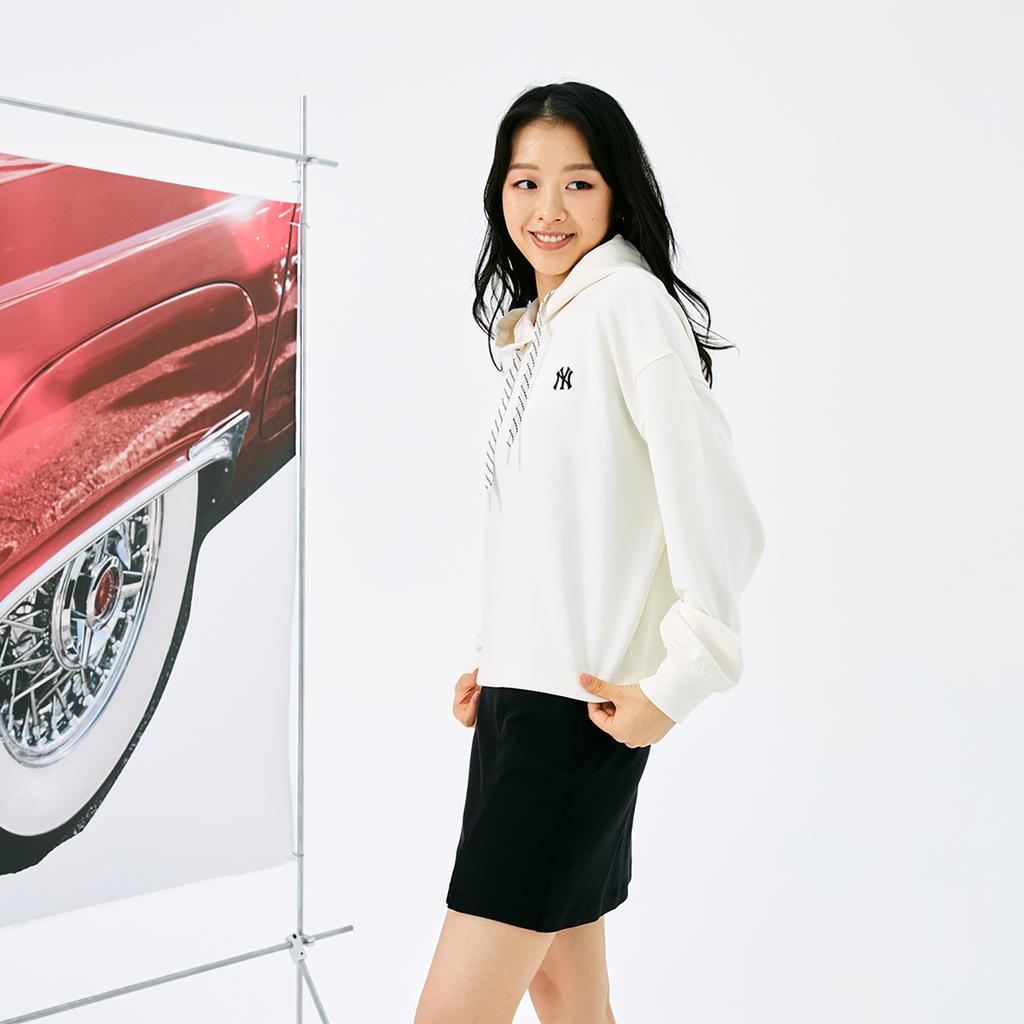 New MLB New York Yankees Basic Collection 24FW Cropped Hoodie Unisex Cream 3FHDBA144-50CRS