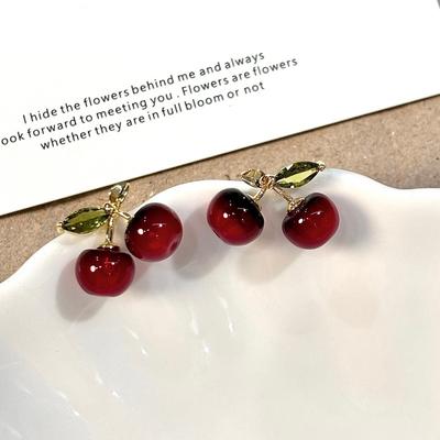 Female Fashion Sweet and Versatile Earrings