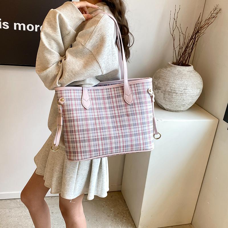 Tote bag women's large-capacity plaid commuter bag new casual shoulder bag college student class bag