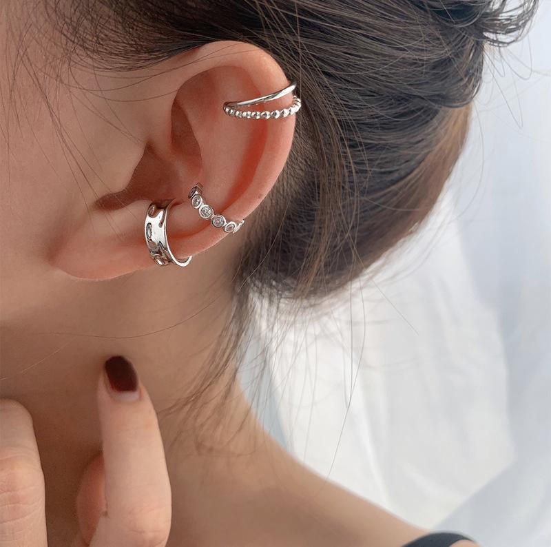 Zirkonový geometrický nepravidelný dvouvrstvý náušnicový klip: Unisex trendy kroucené náušnice, nevyžadují piercing.